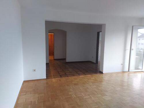 Foto - 2 Zi. Wohnung 65 qm, Balkon, zentrale Lage