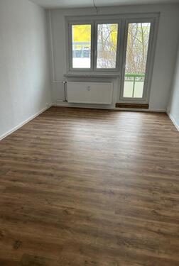 Foto - Neu saniert! Erdgeschosswohnung mit Balkon!
