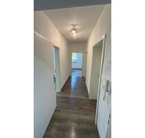 Neu renovierte 3 Zimmer Wohnung in zentraler Lage mit Garten - Pirmasens Niedersimten