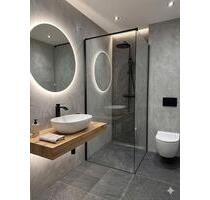 Top Lage Heidelberg: Frisch renovierte 2-ZKB mit Balkon & TG