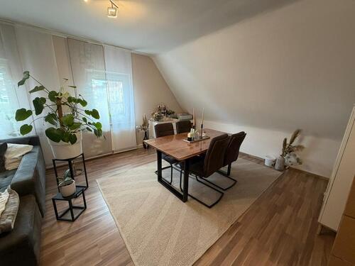 Foto - 3 Zimmer Dachgeschoßwohnung zur Miete in Neuendettelsau