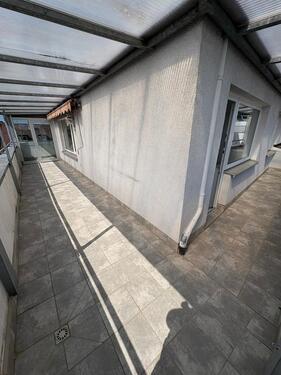 Foto - Moderne 2-Zimmer-Dachgeschosswohnung mit großer Dachterrasse & Wi