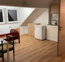 Möblierte Zimmer (Erstbezug) in Stuttgart Ost