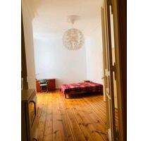 WG Zimmer WG Zimmer - 700,00&nbsp;EUR Kaltmiete, ca.&nbsp; 24,00&nbsp;m&sup2; in Berlin (PLZ: 10829) Tempelhof-Schöneberg