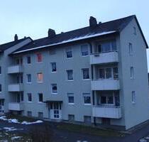 Mehrfamilienhaus mit 9 Wohnungen, Balkone, Garagen von Privat - Treuchtlingen