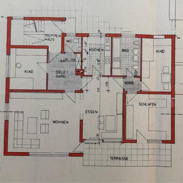 Foto - Großzügige 4,5-Zi-Wohnung mit Garten und Garagenstellplatz