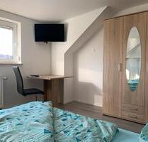 Unterkunft, Monteurzimmer, Wohnung, WG, Zimmer, Pension, - Kirchheim In Schwaben