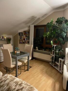 Foto - Dachgeschoßwohnung in Gomaringen zur Miete