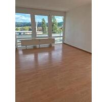 Schöne helle 3-Zimmerwohnung - 1.100,00&nbsp;EUR Kaltmiete, ca.&nbsp; 96,00&nbsp;m&sup2; in Lahr (Schwarzwald) (PLZ: 77933)