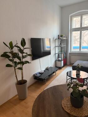 Foto - 2 Zimmer Wohnung - 1.350,00 EUR Kaltmiete, ca.  60,00 m²