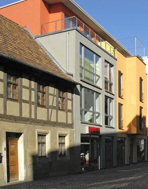 Foto - Sehr schöne 3-Zimmer-Wohnung mit Einbauküche direkt in der City mit großer Terrasse