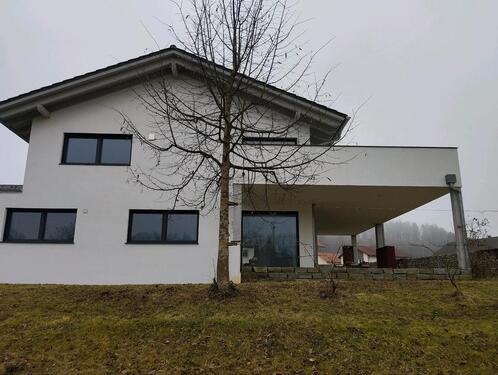 Foto - Einfamilienhaus zu vermieten - 3.050,00&nbsp;EUR Kaltmiete, ca.&nbsp; 235,00&nbsp;m&sup2;