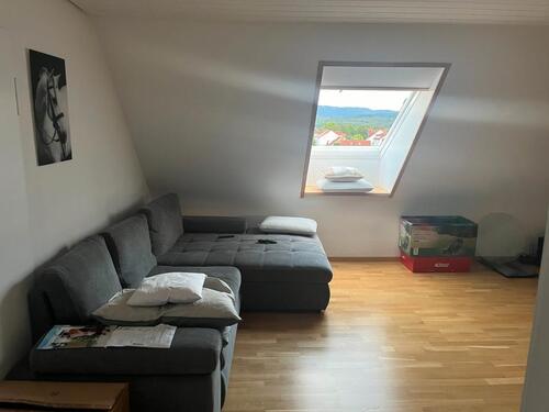 Foto - 3 Zimmer Dachgeschoßwohnung zur Miete in Großbettlingen