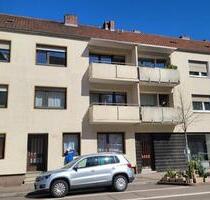 Frisch renovierte 2‑Zimmer Erdgeschosswohnung mit Einbauküche - Saarbrücken Neue Bremm