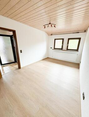 Foto - Große und Helle 3-Zimmer-Wohnung mit Terrasse