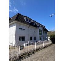 2 Zi Whg. Kirchhuchting Kü., Bad, Loggia,Stellplatz 790.- kalt - Stuhr