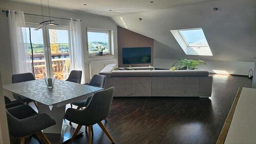 Foto - 3ZKB DG-Wohnung mit Klimaanlage und Garten