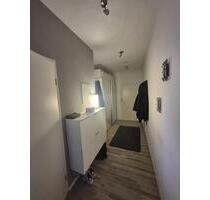 Dachgeschosswohnung in der Nähe der Bünder City