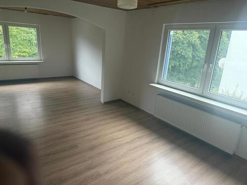 Foto - Haus zu Miete - 800,00 EUR Kaltmiete,