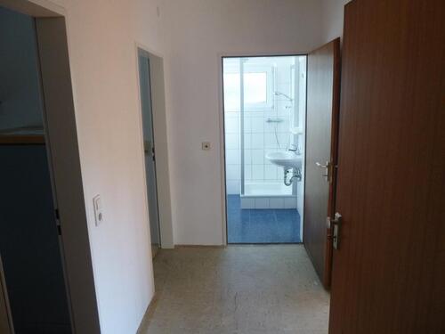 Foto - 2 Zi. Wohnung, Terrasse, eig .Garten