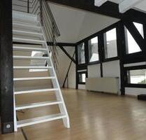 Helle Dachgeschosswohnung im Altbau mit hoher Decke - Kierspe