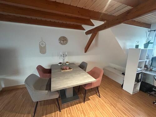 Foto - 2 Zimmer Dachgeschoßwohnung zur Miete in Meerbusch