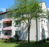 ...einfach nur Wohlfühlen! Überzeugen Sie sich selbst! 5- Zimmer-Wohnung mit Tageslichtbad - Lemgo