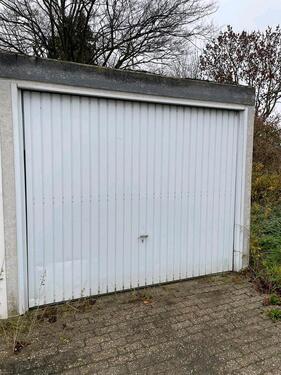 Foto - Garage zum Mieten ab 01.12.2025