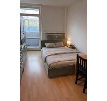 1 Zimmer Apartment Obergiesing 3 Stock Aufzug U-Bahn 4 Miniten. - München Au-Haidhausen