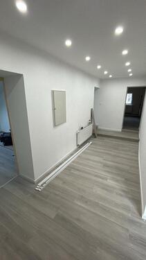 Foto - Neu sanierte 4-Zimmer-Wohnung mit Einbauküche in Erbringen