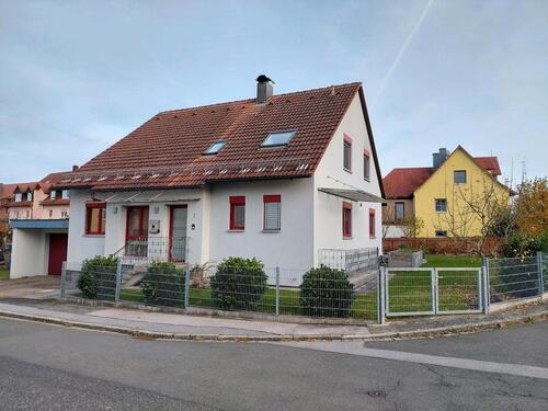 Foto - 6 Zimmer Einfamilienhaus zum Kaufen in Burgthann