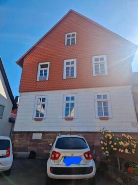 Foto - Großes Zweifamilienhaus in Sackgasse – Garten & Pool