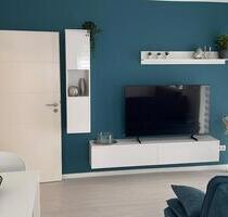 Modern möbliertes 1-Zimmer-Apartment mit Balkon in Gersthofen