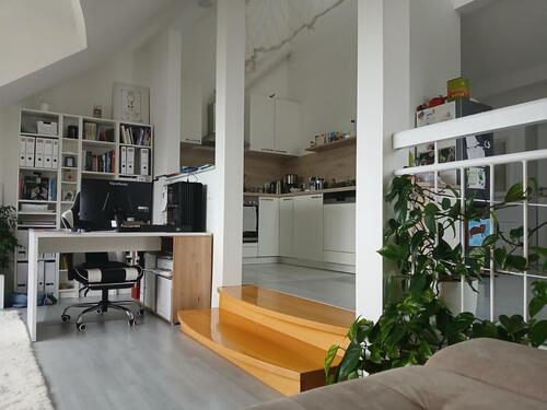 Foto - 1 Zimmer Dachgeschoßwohnung zur Miete in Wettenberg