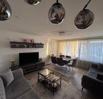 Helle 2 Zimmer Wohnung mit Balkon und EBK in Stuttgart Weilimdorf