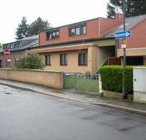 schönes Zweifamilienhaus mit Potenzial - Düren Rölsdorf