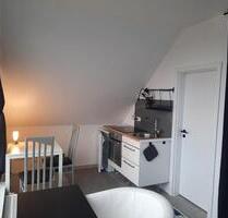 1-Raum-Dachgeschosswohnung für 1 Person, ab sofort - Mauchenheim