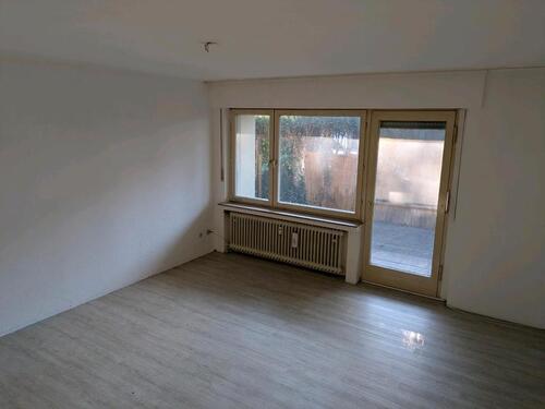 Foto - Kleine 2-Zimmer-Wohnung mit Terrasse in guter zentraler Lage