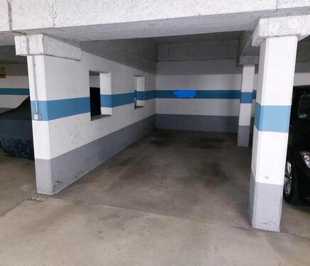 Foto - gepflegter Tiefgaragenstellplatz