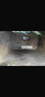 Foto - Garage zum Unterstellen von Fahrzeugen