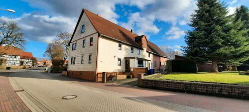 Foto - 2 Familien Haus - 250.000,00&nbsp;EUR Kaufpreis, ca.&nbsp; 220,00&nbsp;m&sup2;