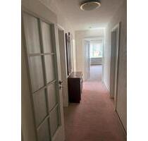 Wohnung 4 Zimmer - 1.100,00 EUR Kaltmiete, in Rüdesheim am Rhein (PLZ: 65385)
