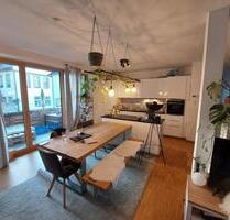 Große 2 Zi.- Whg, Wü-Rottenbauer, Balkon, EBK, histor. Ambiente - Würzburg Heuchelhof