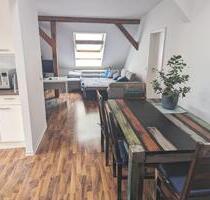DACHGESCHOßWOHNUNG MIT SCHÖNEM SÜDBALKON IM WALDSTRASSENVIERTEL - Leipzig Mitte