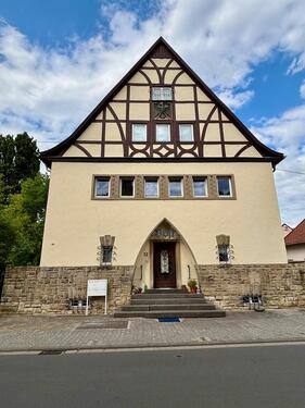 Foto - Helle Lichtdurchflutete, 3 Zimmer Wohnung mit Balkon, Erstbezug nach Sanierung