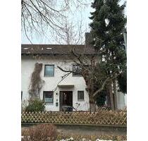 Charmante Doppelhaushälfte mit Garage und Süd-West Garten - Ansbach