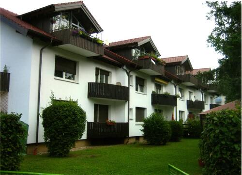 Foto - Helle, schöne 2-ZKB mit Balkon und Kellerabteil