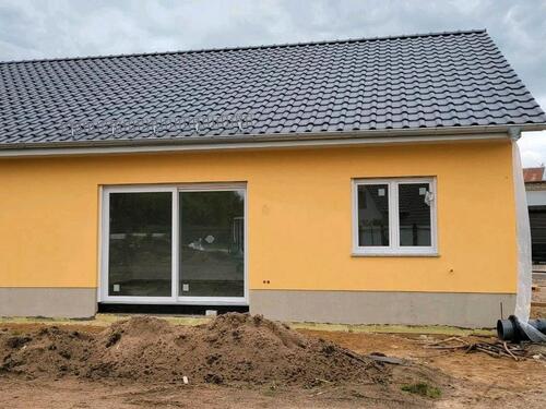Foto - Doppelhaushälfte ebenerdig + Garten und 2 Stellplätze Erstbezug