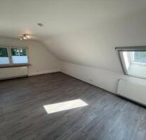 Renovierte Wohnung mit Einbauküche und DG-Zimmer in Stiepel - Bochum Bochum-Südwest