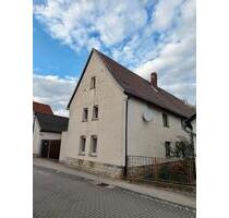 Mehrfamilienhaus auf dem Land mit kleinem Nebengelass - Lützen